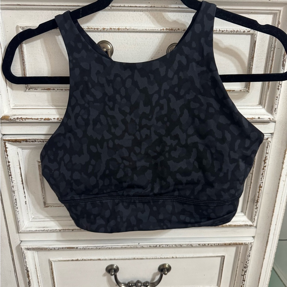Lululemon Athletica Black Sports Bra with Textured Design